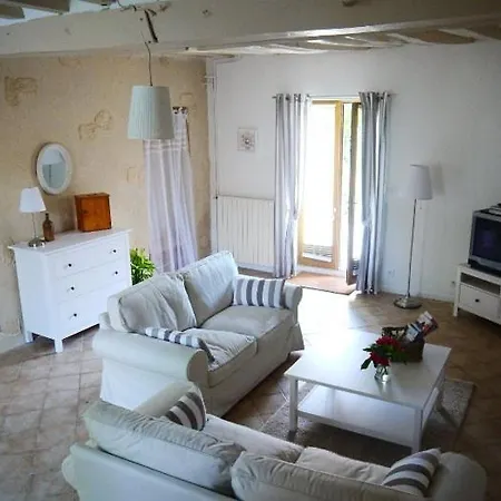 红色百叶窗度假屋 * Vigny (Val d'Oise)
