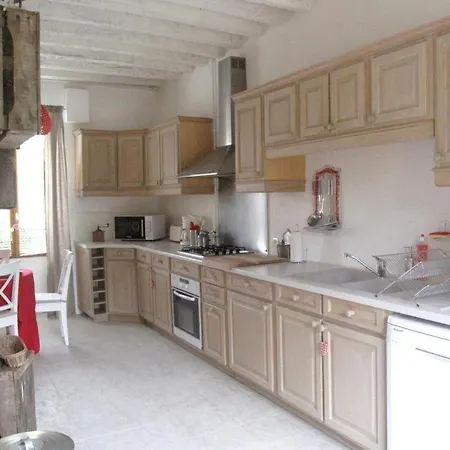 度假居 红色百叶窗度假屋 Vigny (Val d'Oise)